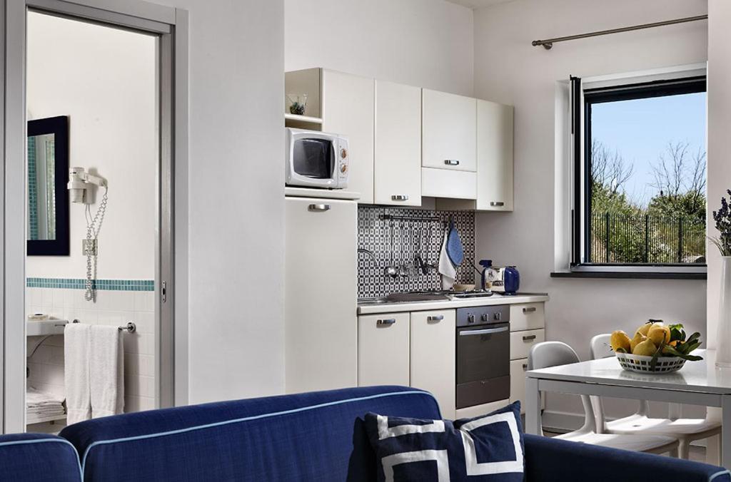 Le Capannelle Aparthotel SantʼAgata sui Due Golfi Exterior foto